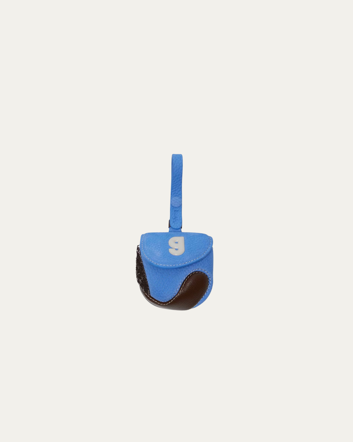 Kunogigi Shell Pouch Charm