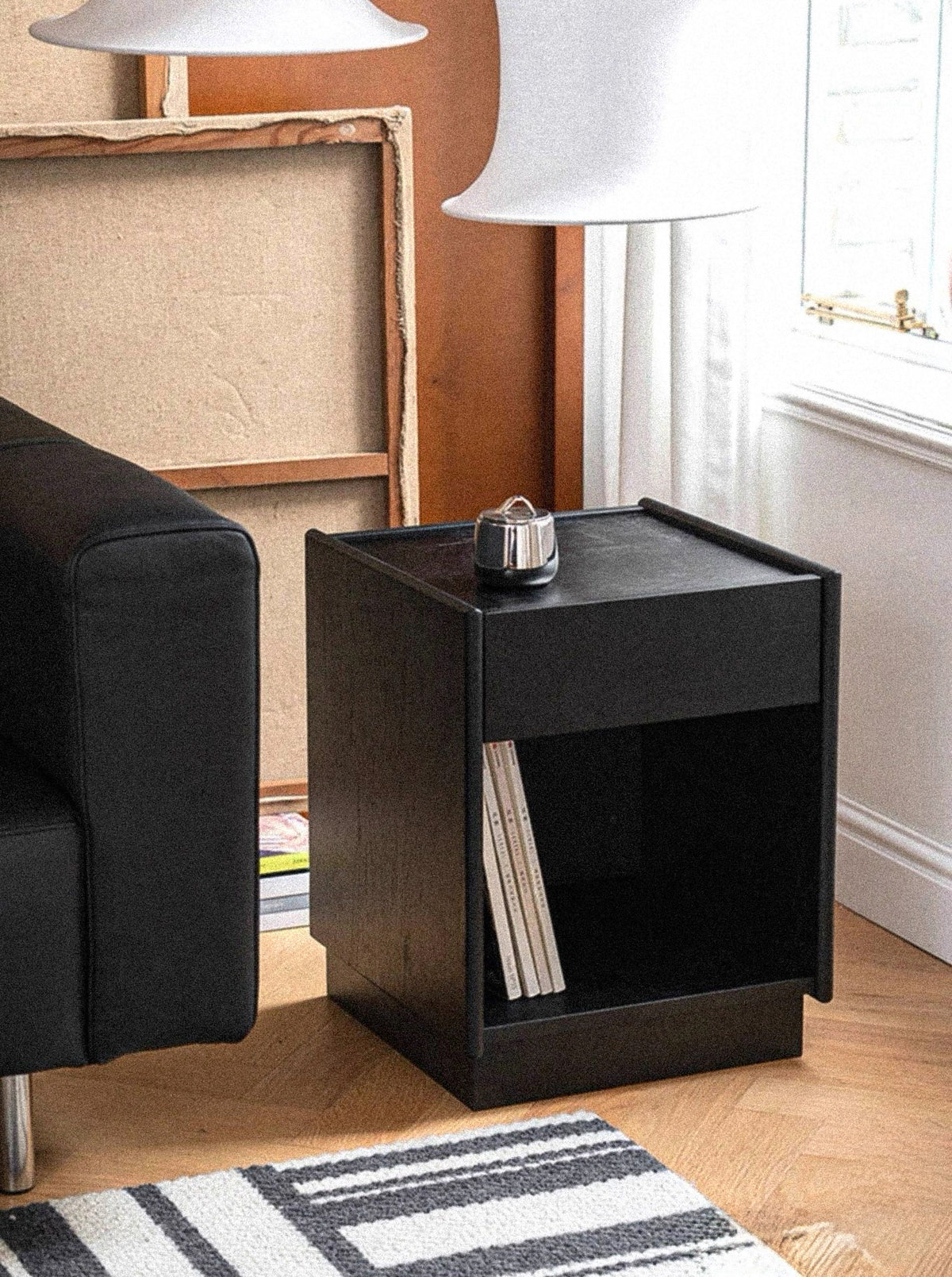 Yika Nightstand